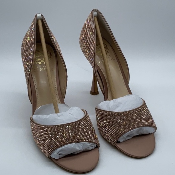 VINCE CAMUTO ALIANDRY 2 SANDAL - Picture 2 of 8